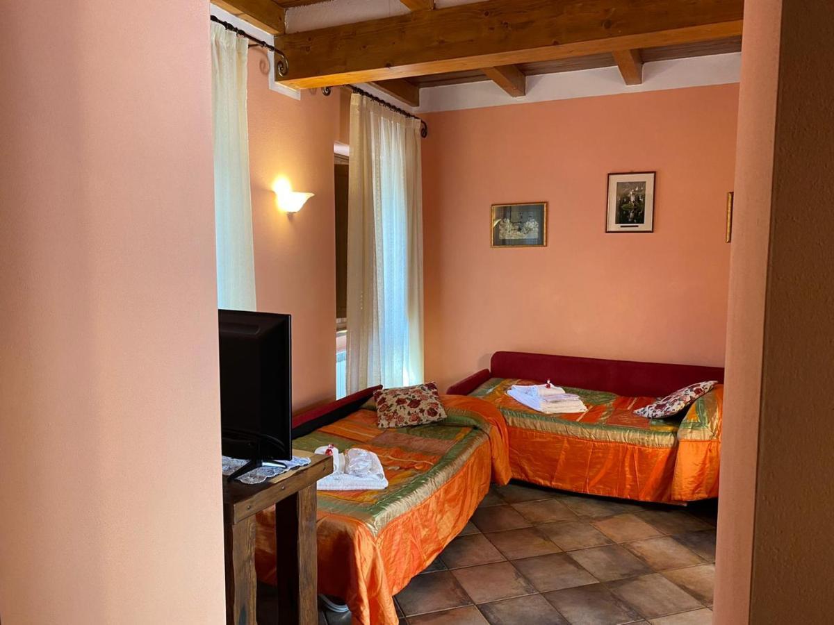 Borgo Delle Panie Bed & Breakfast Careggine Luaran gambar