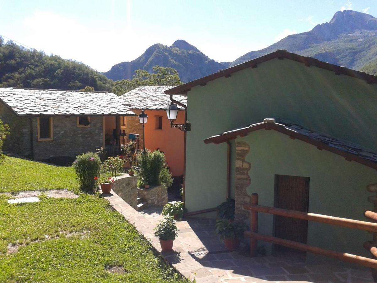Borgo Delle Panie Bed & Breakfast Careggine Luaran gambar